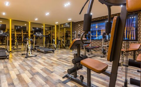 1+1 Lüks Yaşam: Mahmutlar Plajına Yürüme Mesafesinde Manzaralı Daire