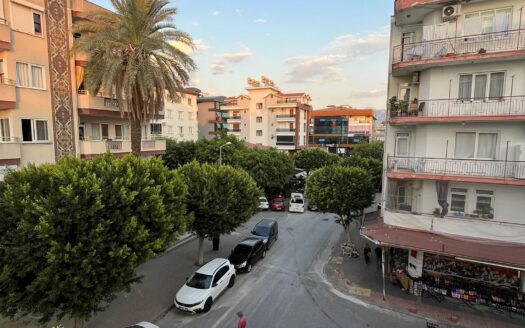 Alanya Şekerhane'de Fırsat! Eşyalı, 100 M² 2+1 Daire – İkamete ve Vatandaşlığa Uygun